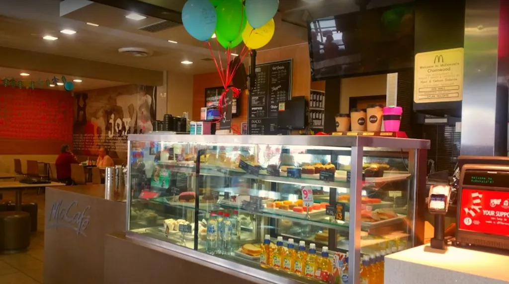 McDonald's Charnwood restaurant in Aranda