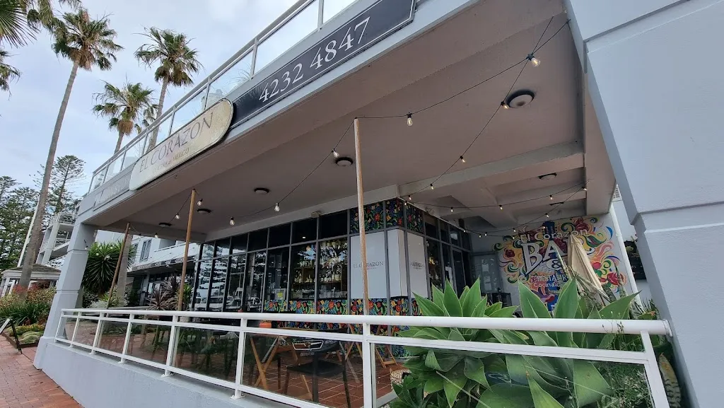 Embers Fusion Indian Restaurant - Best Indian In Illawarra restaurant in Oak Flats