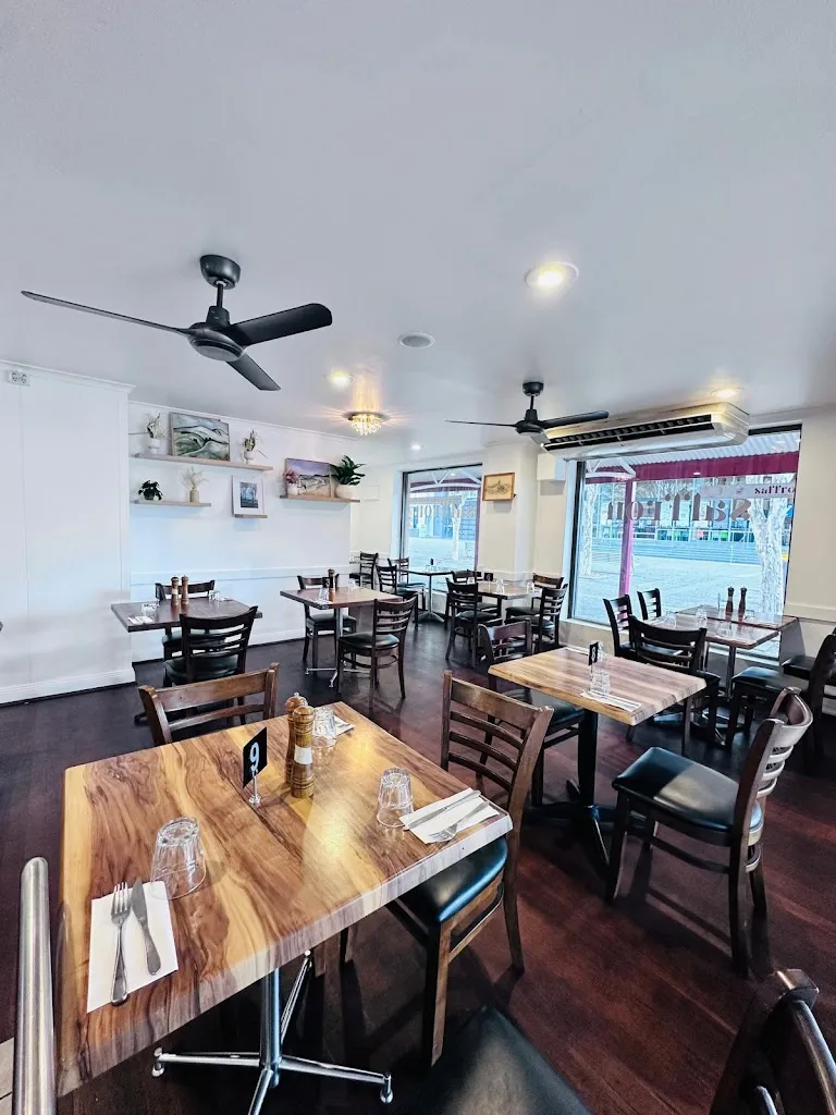 SAFFRON–Modern Australian Restaurant restaurant in Port Macquarie