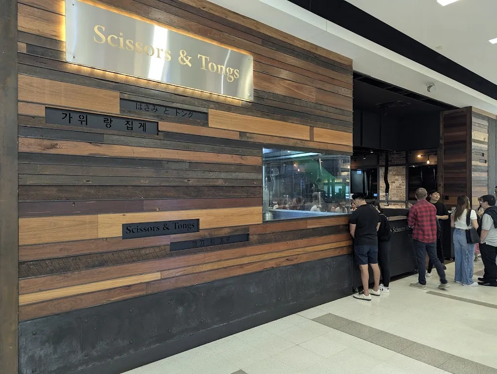 Scissors and Tongs restaurant in Latham
