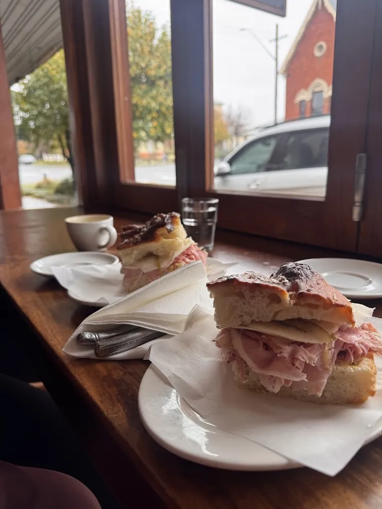 Emily MacDonald_Stonefruit_Tenterfield_review