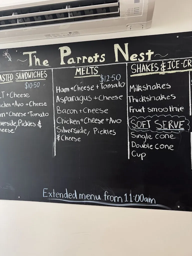 Menu_The Parrots Nest_Tenterfield_image_old_3