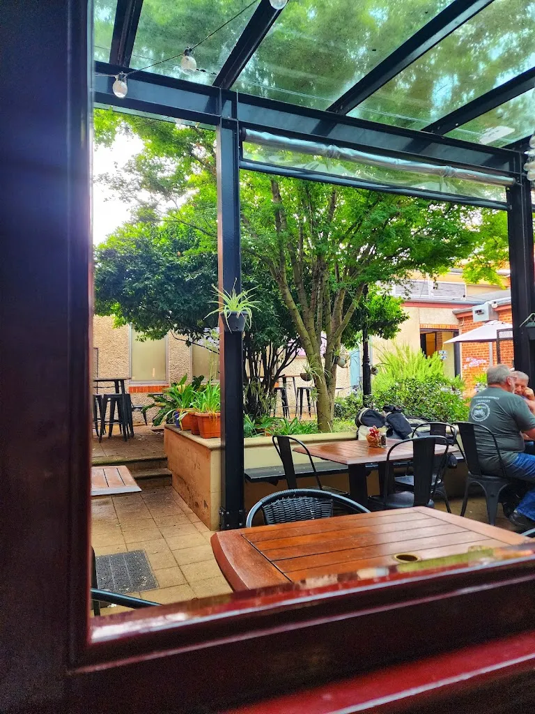 Tammy Reimann_The Courtyard Cafe_Tenterfield_bewertung