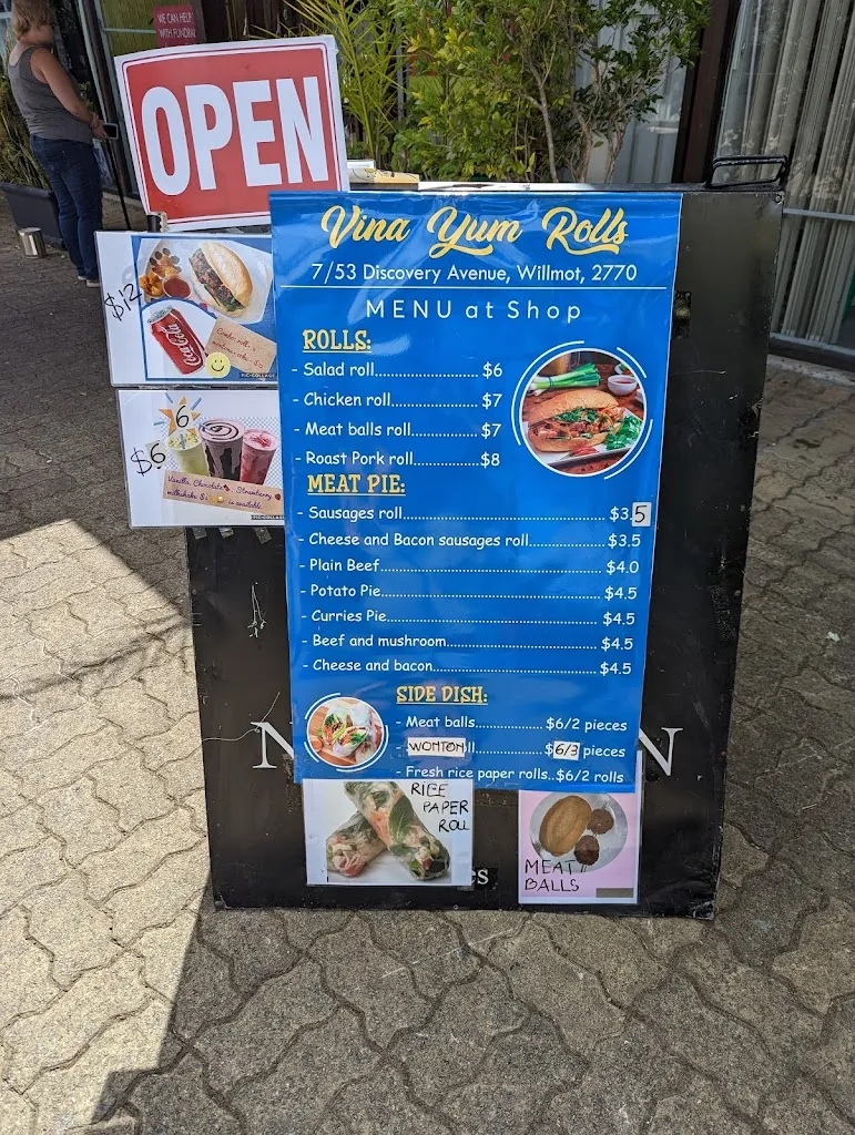 Ruby&Linh Rolls restaurant in Willmot