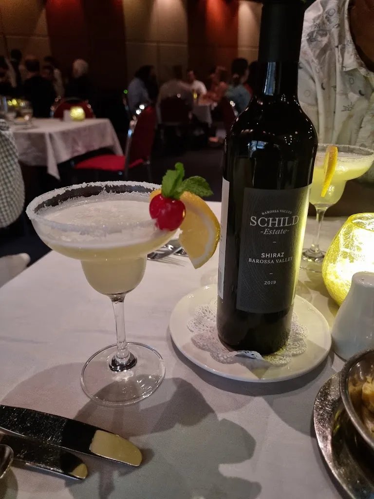 shehan fernando_Desert Lantern Restaurant_Braitling_review