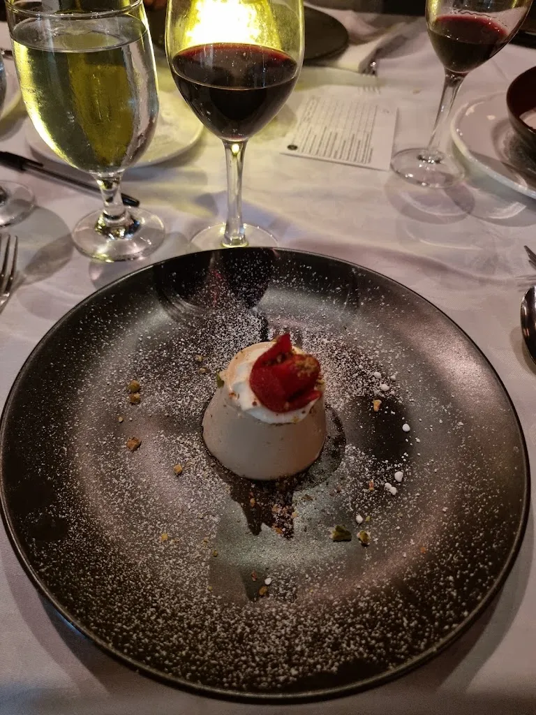 Desert Lantern Restaurant_Braitling_slider_image_3