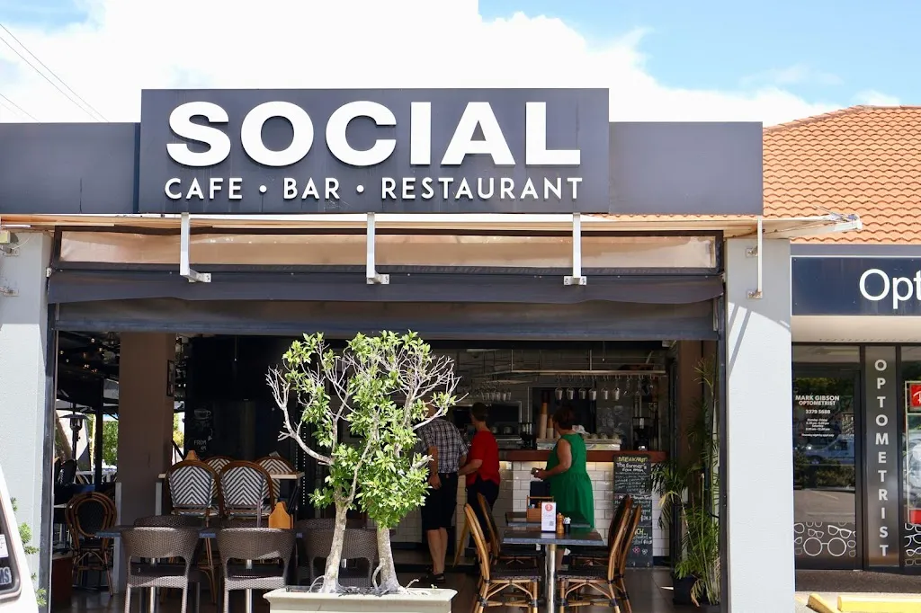 Social Cafe, Bar & Restaurant restaurant in Oxley