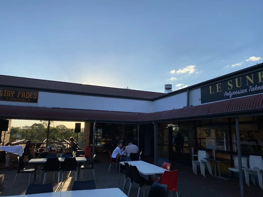 Grubbies Burgers & Hawaiian BBQ restaurant in Camira