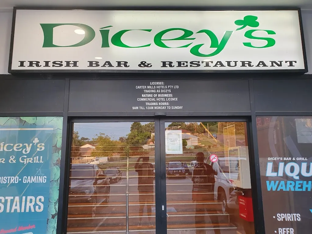 Dicey's Bar And Grill restaurant in Glen Eden