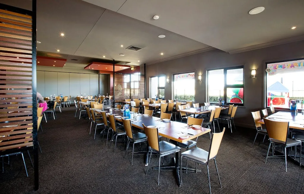 Highfields Tavern_Gowrie Junction_slider_bild_3
