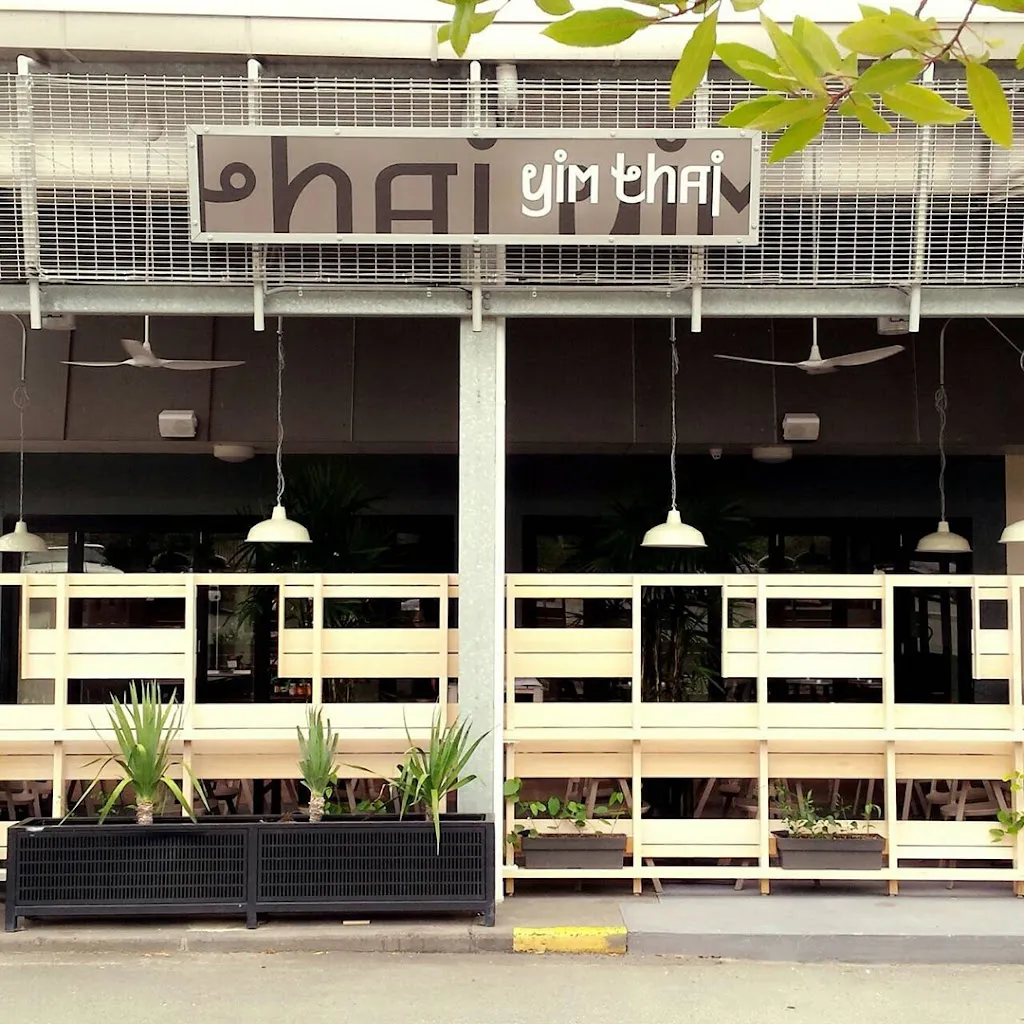 Yim Thai Middle Park restaurant in Rockville