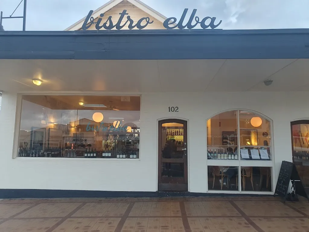 Bistro Elba restaurant in Red Hill