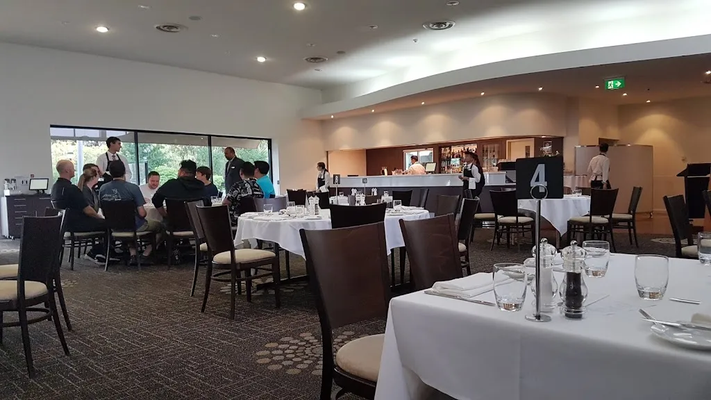 TIROS @ Regency_Broadview_slider_bild_1
