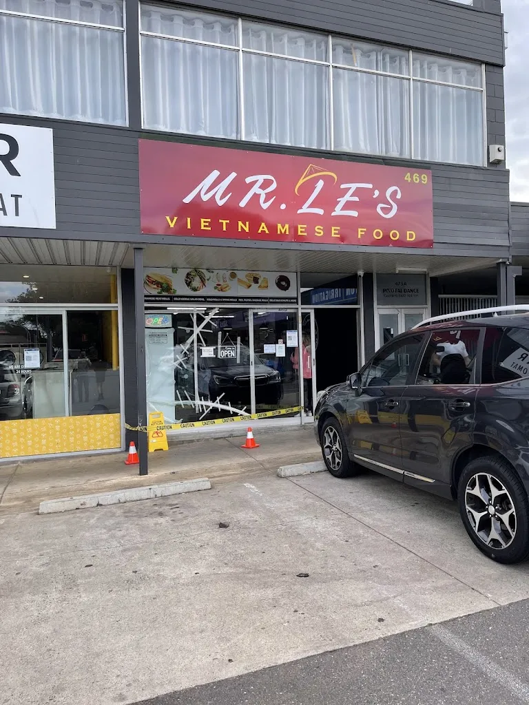 Mr Le's Vietnamese Food restaurant in Dover Gardens