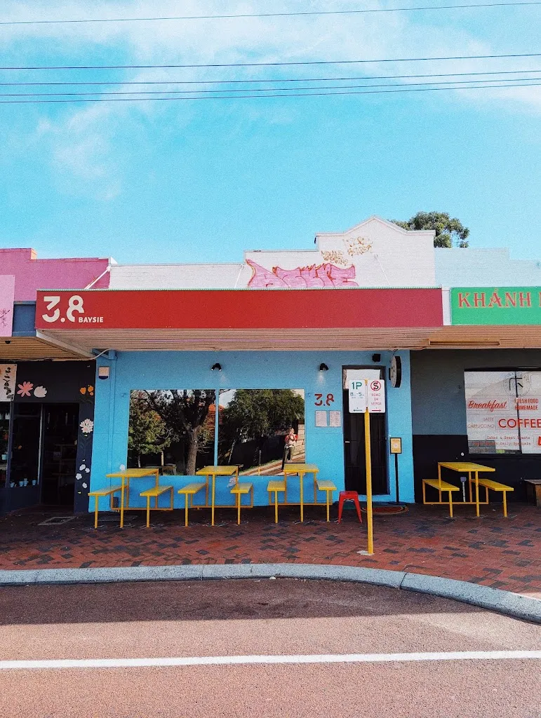 3.8 Baysie restaurant in Bayside