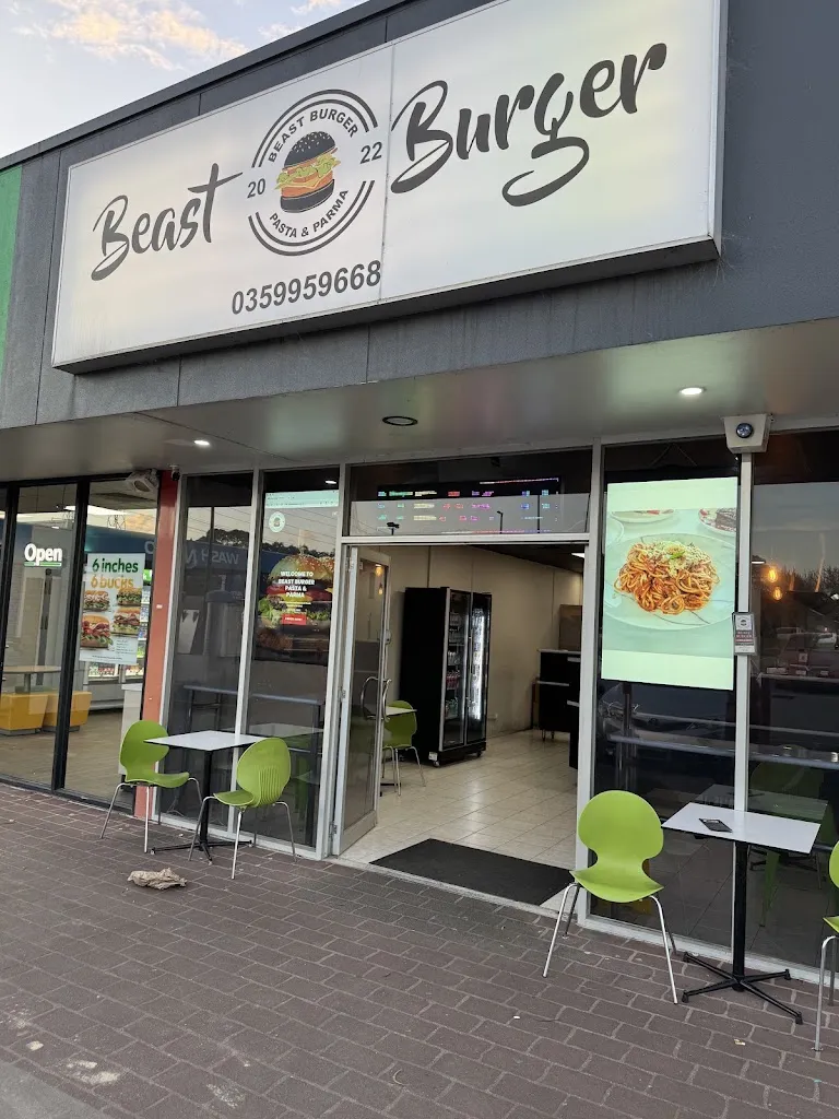 Beast Burger & Parma ristorante a Cranbourne West