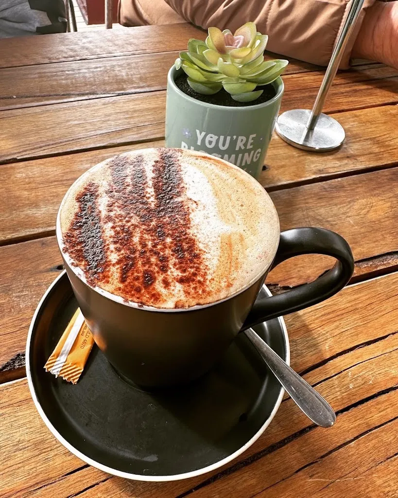 Chef Poleng_Swingbridge Cafe_Macedon_review