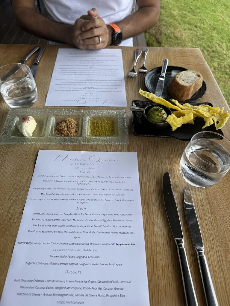 Menu_Hunters Quarter_Abermain_image_old_2
