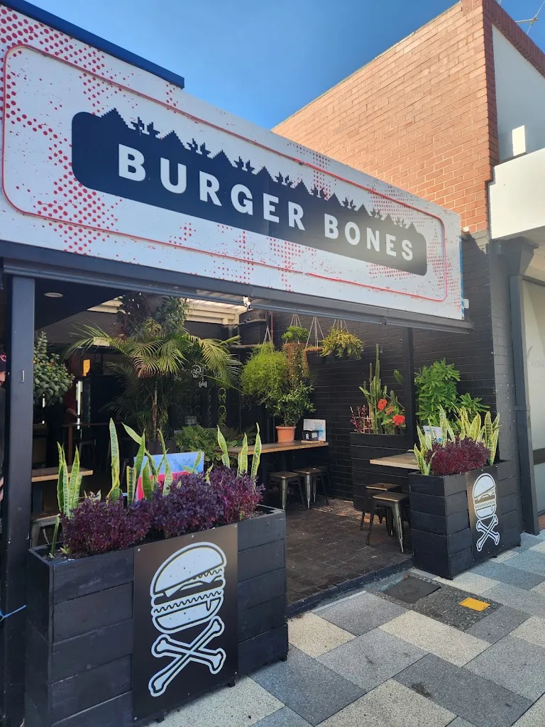 Abby Y_Burger Bones_Capel_review