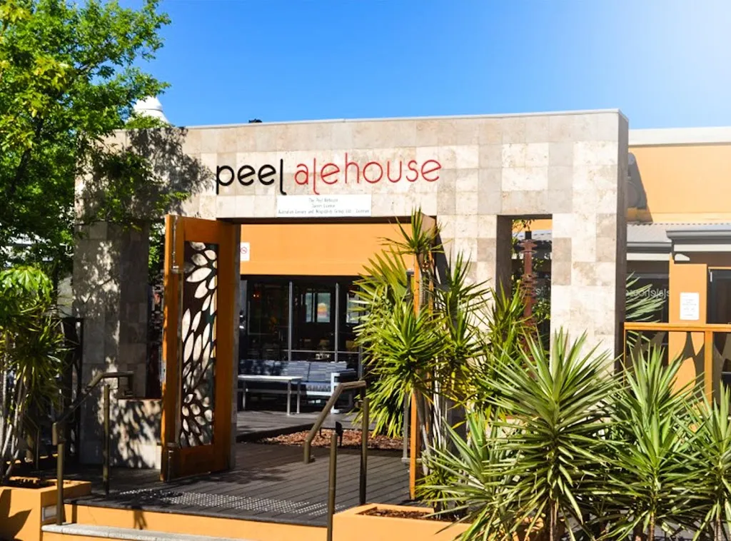 Peel Alehouse restaurant in Falcon