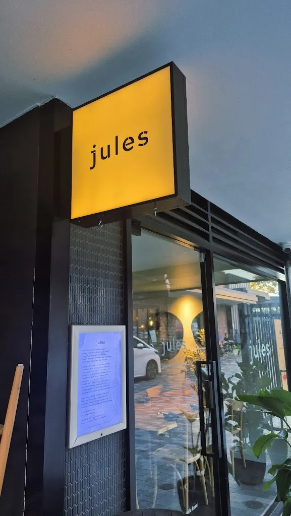Jules Lane Cove restaurant in Artarmon
