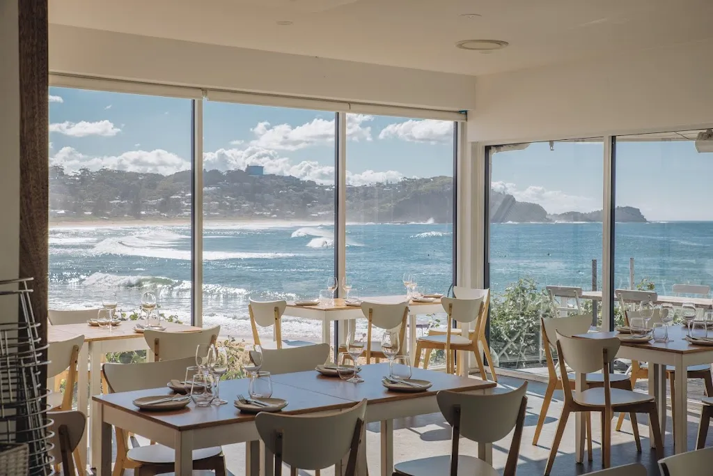 Avoca Beach House Restaurant & Bar restaurant in Avoca Beach