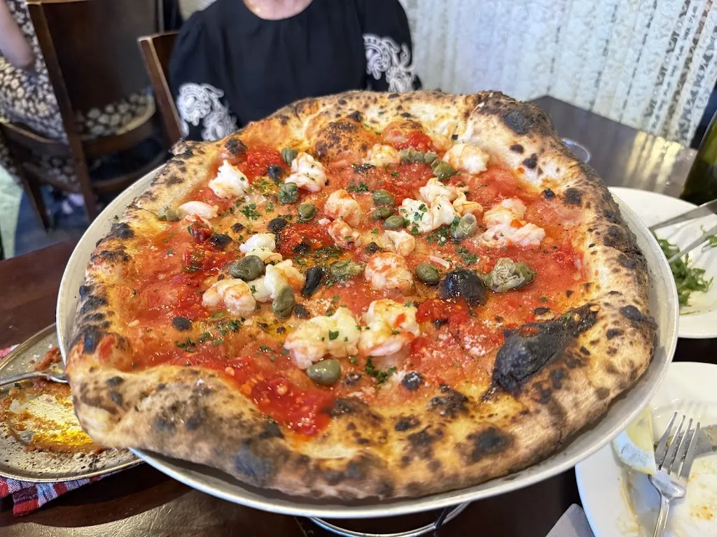 Ciro's Pizza_Austinmer_slider_bild_3