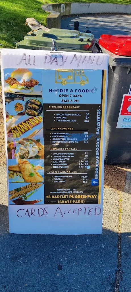 Menu_Hoodie and Foodie_Calwell_image_old_2