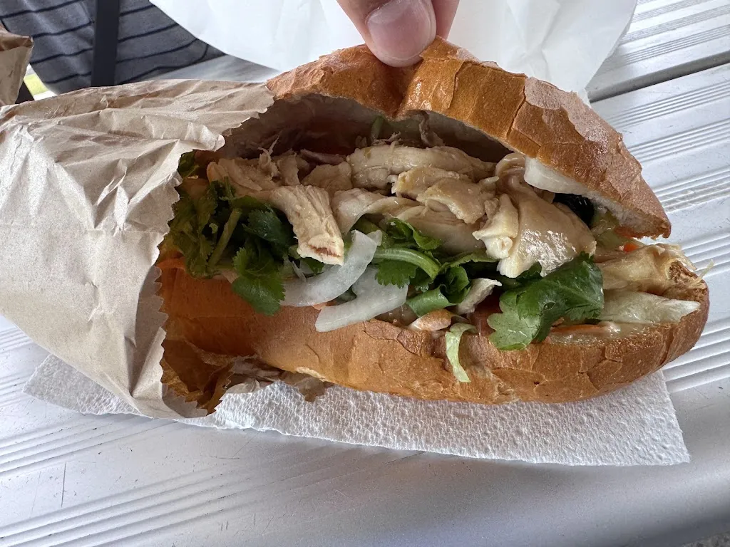 Thirroul Hot Bread_Austinmer_slider_bild_2
