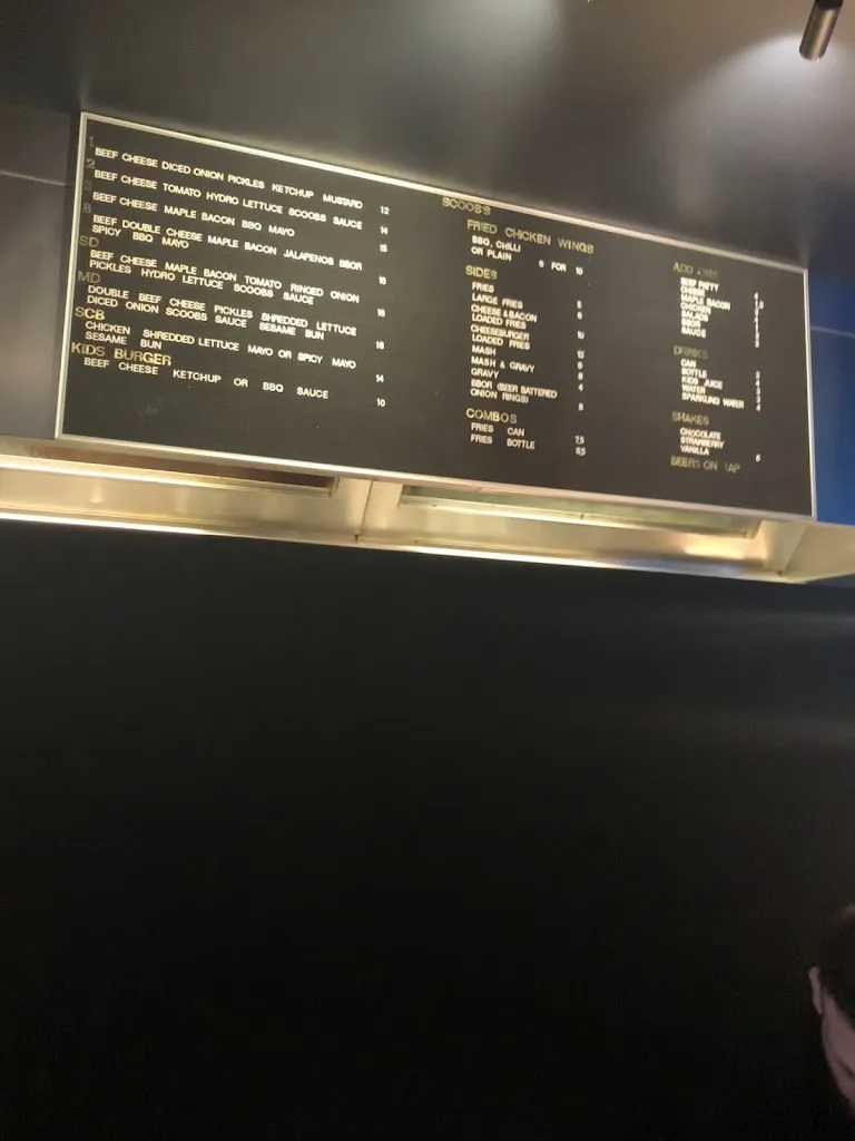 Scoob's_Auburn_menu_bild_3