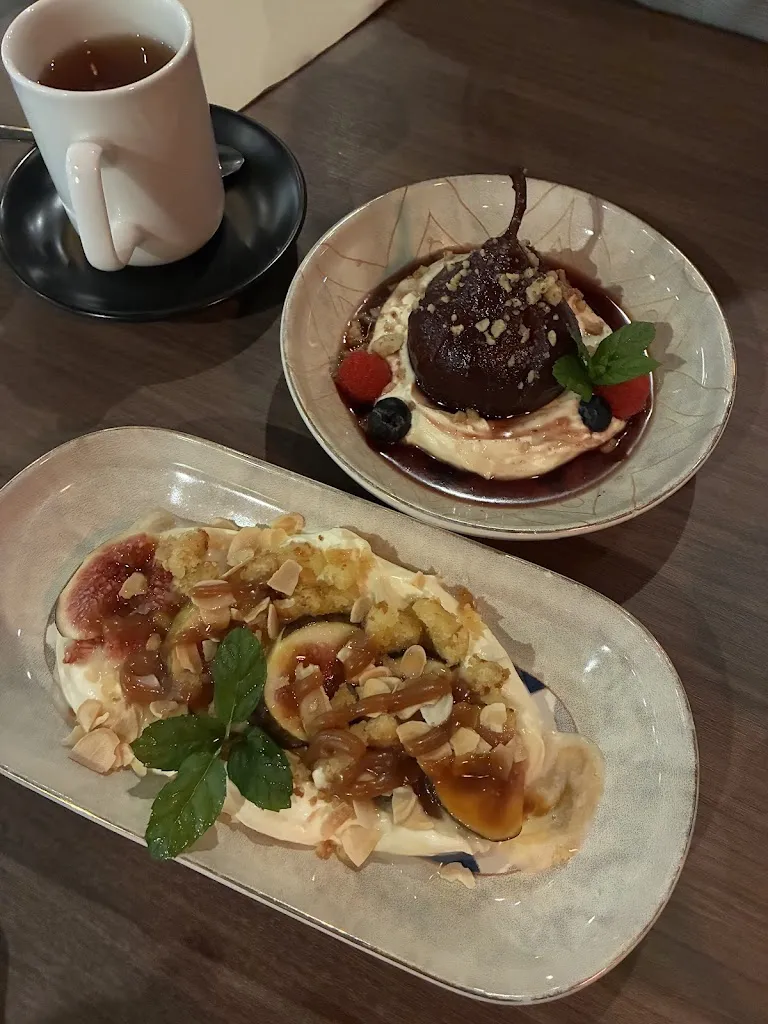 Charlie Curry_Anatolia Mediterranean Restaurant_Canberra_review