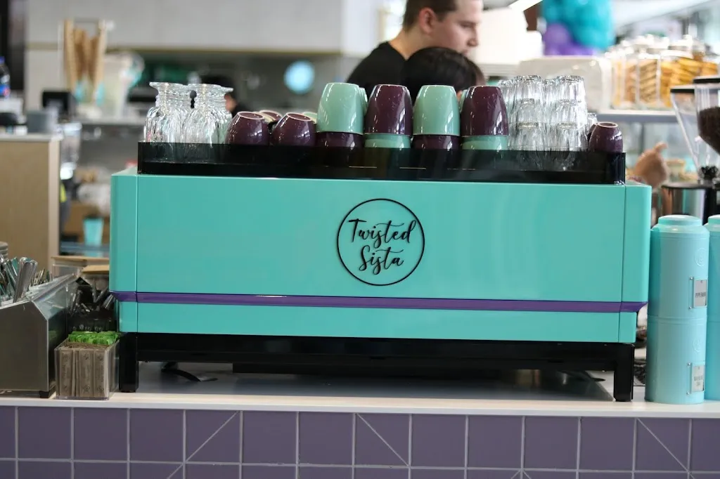 Twisted Sista Cafe & Gelateria - Casey Central restaurant in Casey