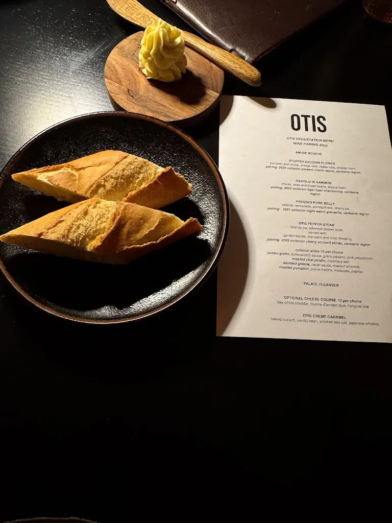 OTIS Dining Hall_Campbell_menu_bild_2