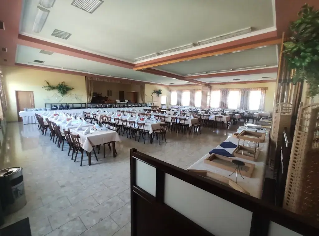 Gasthaus Schlögl ristorante a Antau