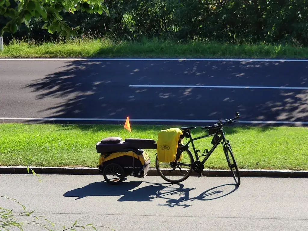 TOZ Antonio Piretti - Songwriter_Moni‘s Imbiss_Bernstein_recensione