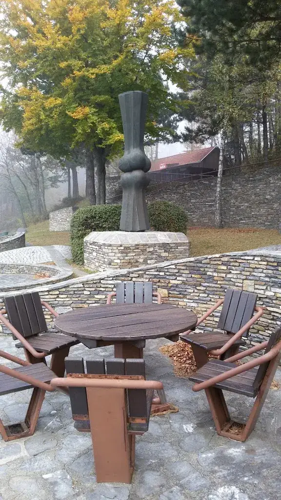 Moni‘s Imbiss ristorante a Bernstein