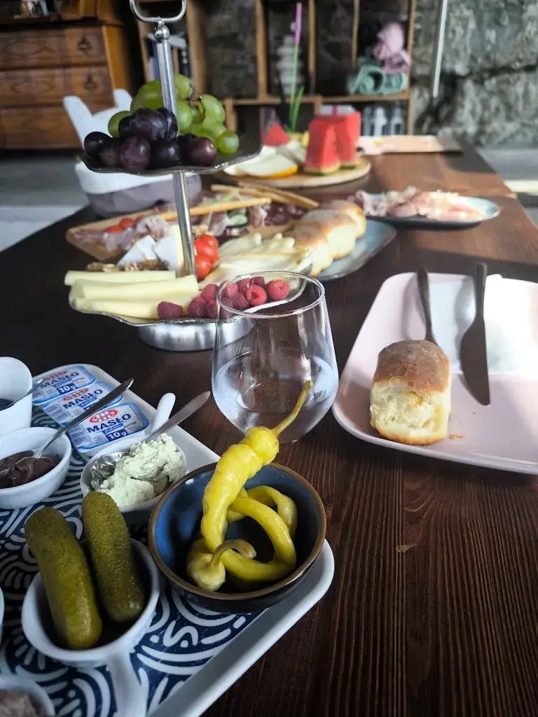 Nicole_Schlossbergschänke_Deutsch-Griffen_review