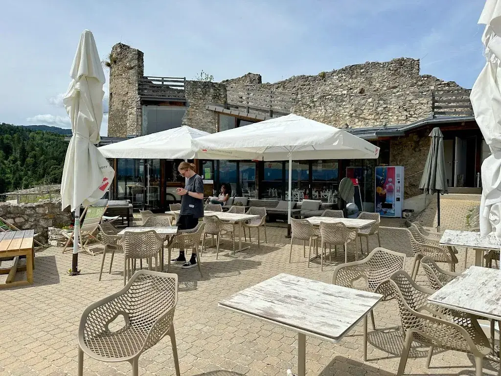 Schlossbergschänke ristorante a Deutsch-Griffen