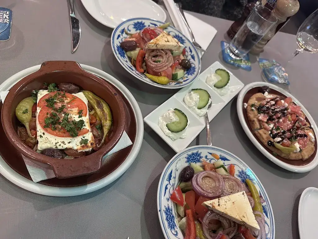 Marina K._Restaurant MYTHOS_Feldkirchen District_avis