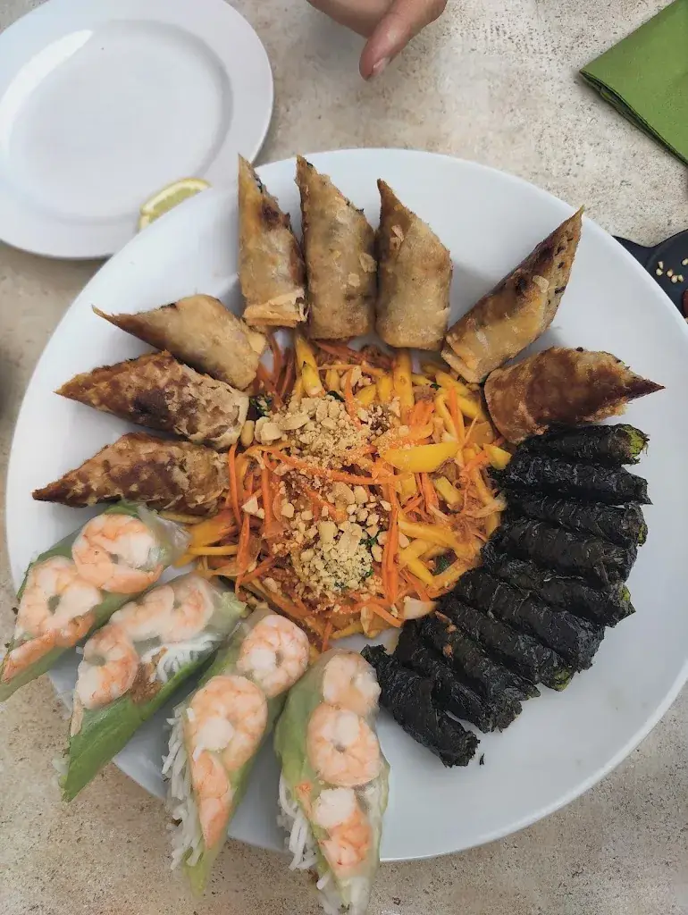 Johannes Huber_Vietnamesische Küche Le_Feldkirchen in Kärnten_avis