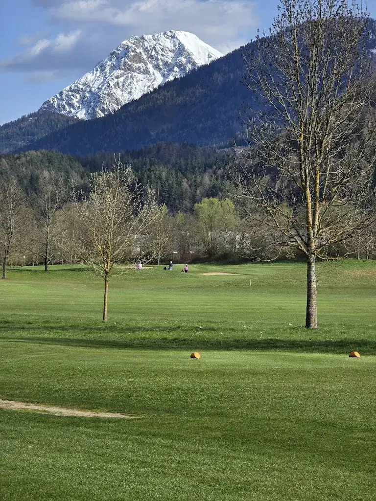 karl h mikl_Golfrestaurant Schloss Finkenstein_Finkenstein_avis