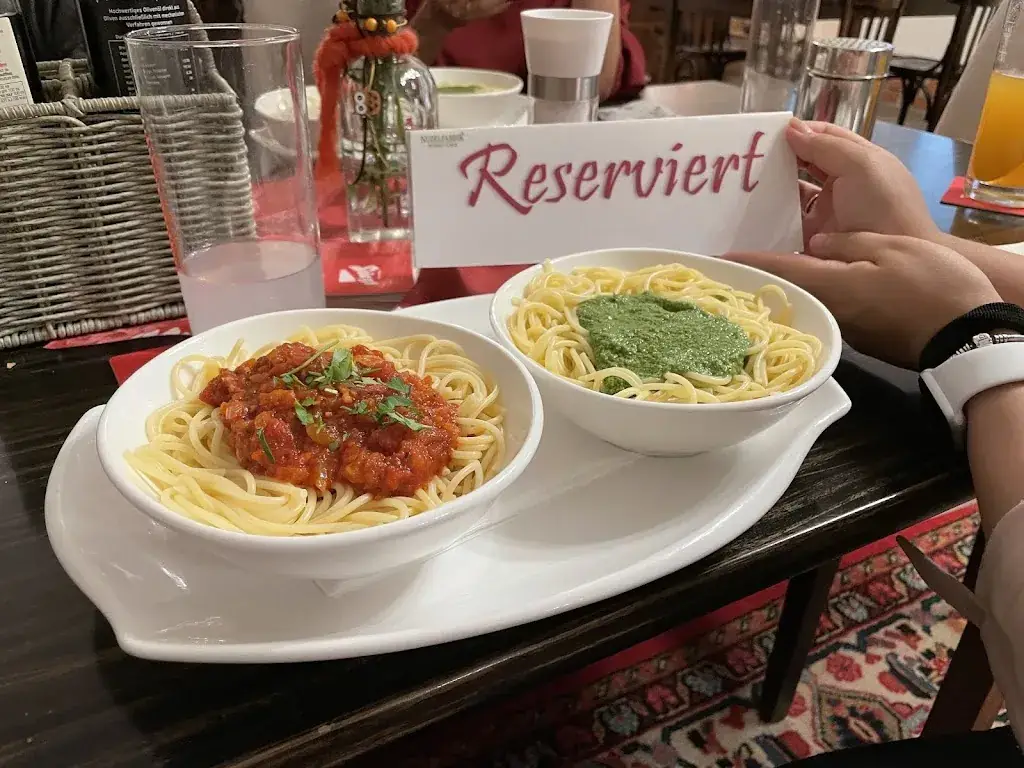 Shiyun Li_Markt Cafe in der Finkensteiner Nudelfabrik_Finkenstein_avis