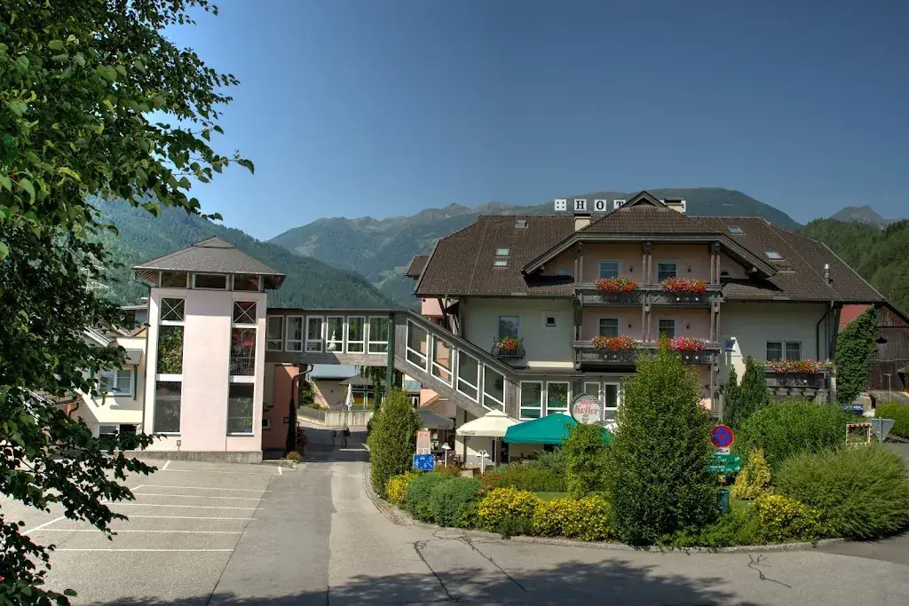 Restaurant Flattacher Hof_Flattach_slider_image_2