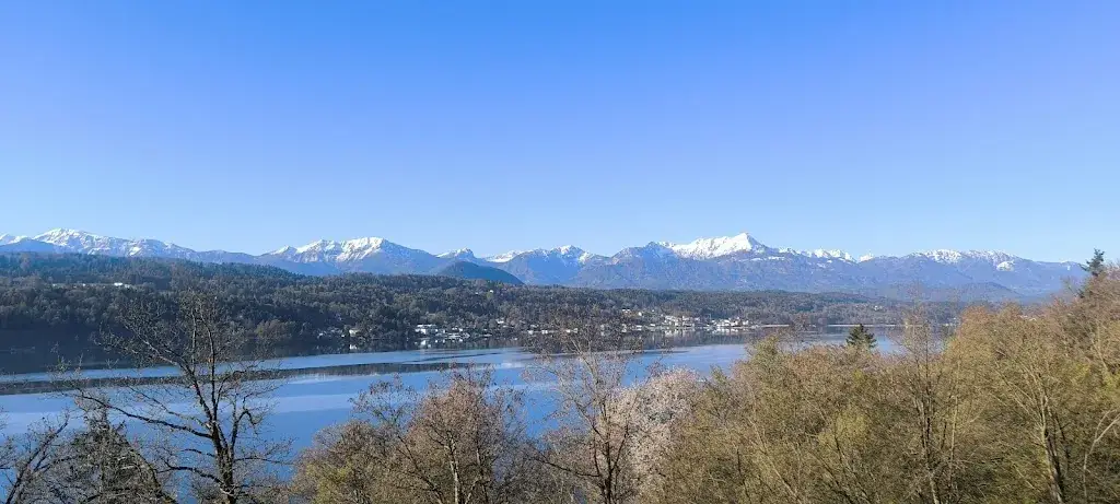 Paola Živolić Zec_ibis Styles Klagenfurt am Woerthersee_Ferlach_avis