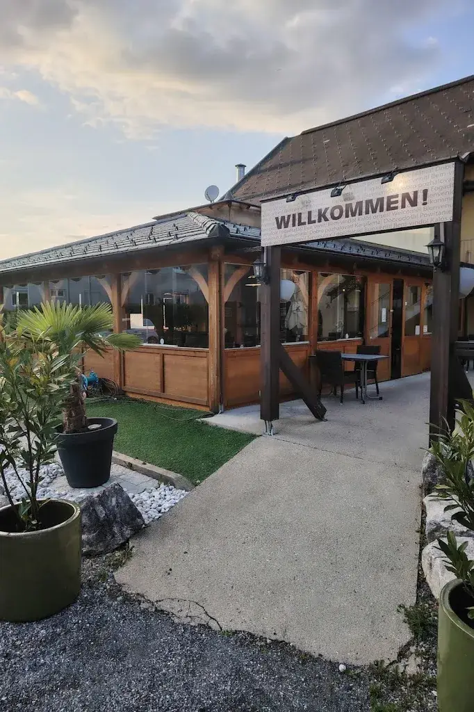 Ristorante Pizzeria Pinocchio Ferlach restaurant à Ferlach