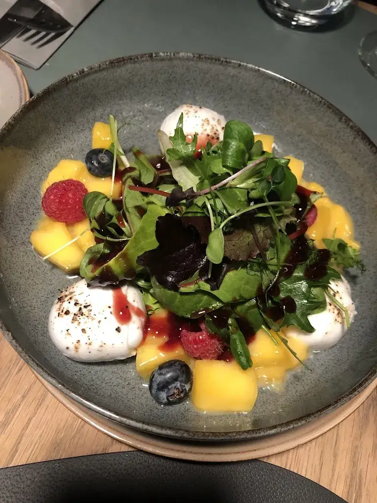 Julia Dianovska_Joseph - Restaurant & Hotel_Bruckneudorf_review