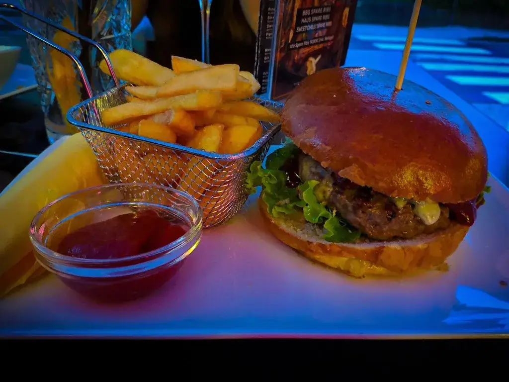 Menu_friends Cocktails & Burger - Friesach_Friesach_image_2