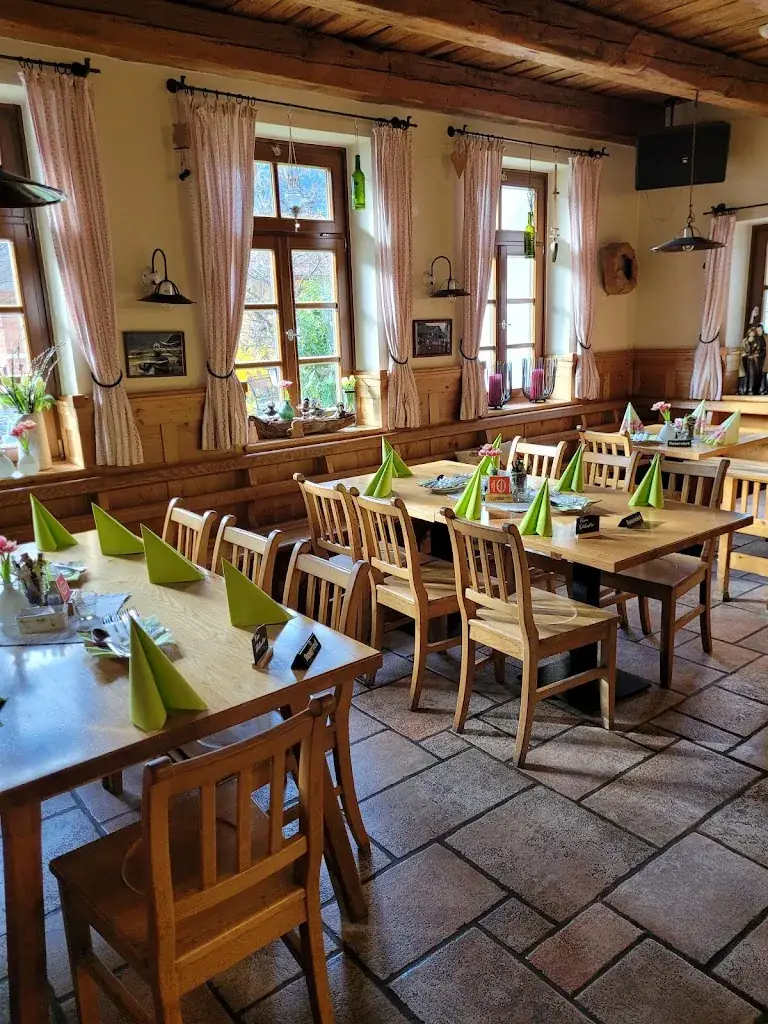 Gasthaus Post restaurant à Gerlamoos