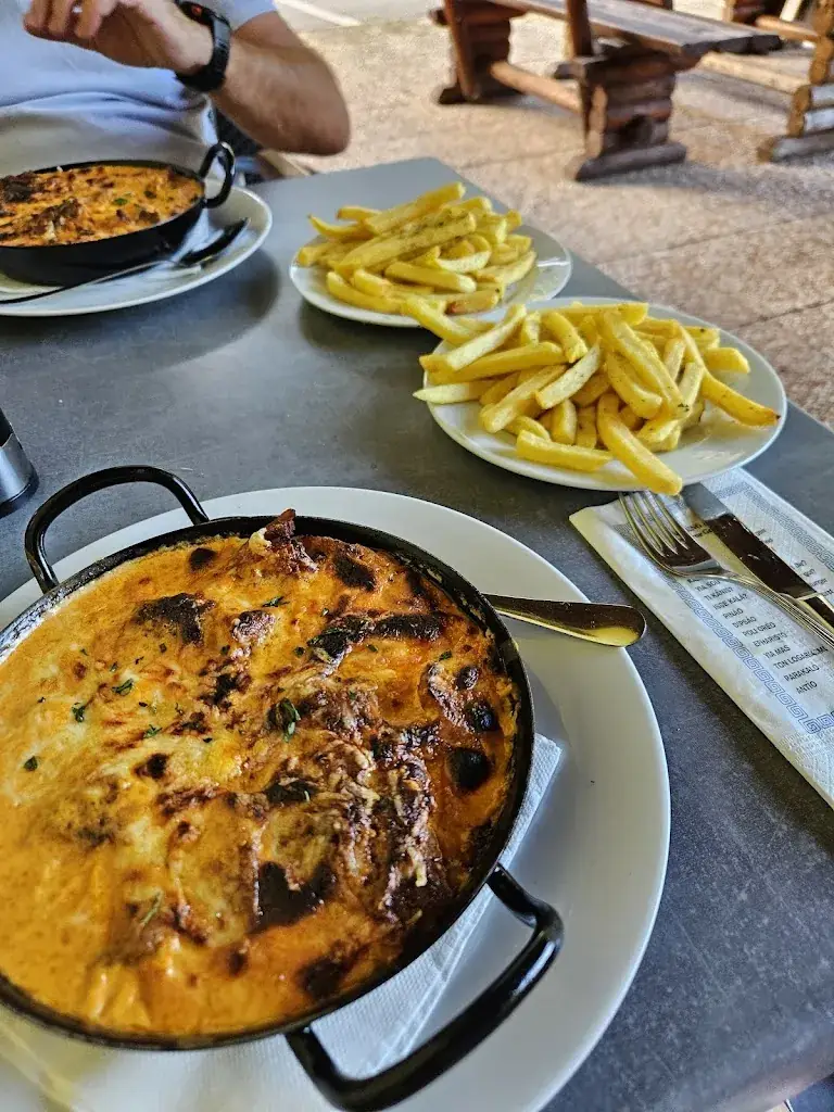 Melanie Roithmaier_Restaurant Ikaros_Gerlamoos_avis