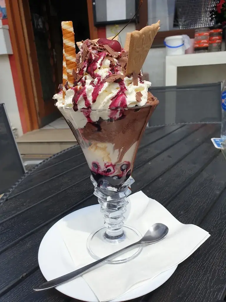 Erika's Hexenhäuschen_Grafenstein_slider_image_2